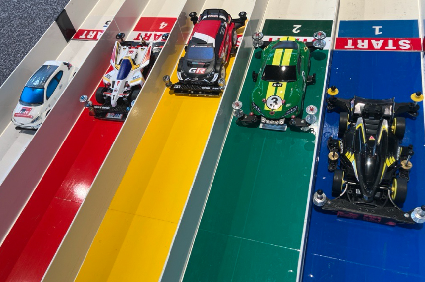 ミニ四駆サーキットのコース画像